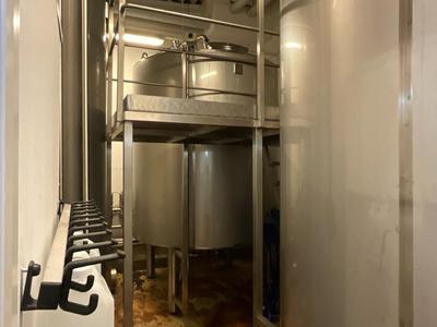 Overview picture of 2004 Fimatec s/s vertical storage tank 8000L